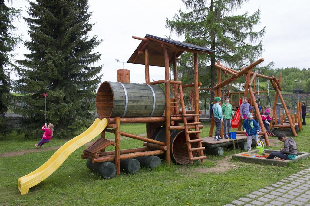 Rodinny Penzion Skiland Ostružná エクステリア 写真